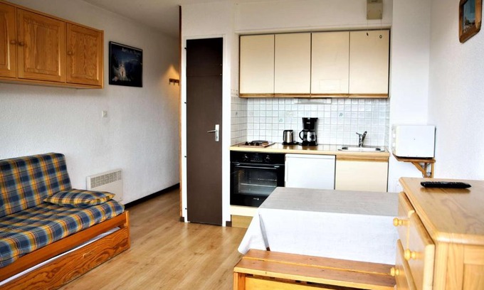 Auris Apartment | Studio cabine fermée, 4 couchages, balcon ensoleillé, au pied des pistes - Auris en Oisans - FR-1-297-306