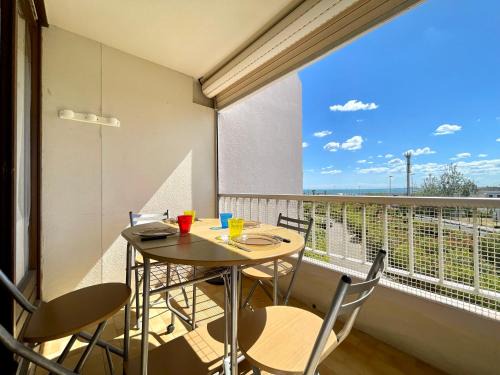 Sete Apartment | Studio cabine lumineux avec parking privé, face à la plage – Sète - FR-1-338-561