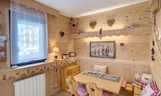 Reberty Apartment | Studio cabine rénové 2 pers, proche pistes et commerces, Wifi, parking gratuit - FR-1-178-351