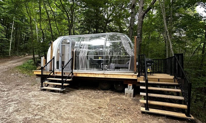 Parry Sound Apartment | Studio Capsule House in Parry Sound #31