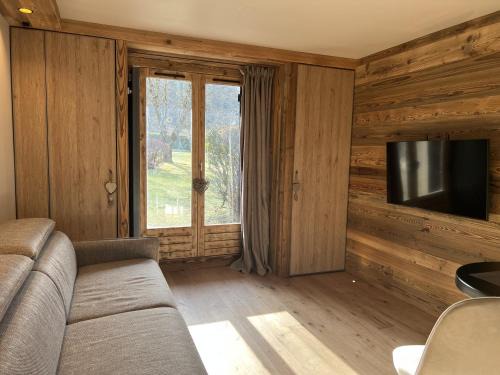 Demi-Quartier Apartment | Studio Chalet des Pistes Megève