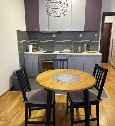 Zvezdara Apartment | Studio Charlie Aviv Park