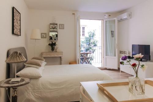 Old Town Apartment | Studio Chateau - Vieux Nice