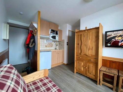 Montalbert Apartment | Studio cosy, accès direct pistes, proche commodités - FR-1-181-2505