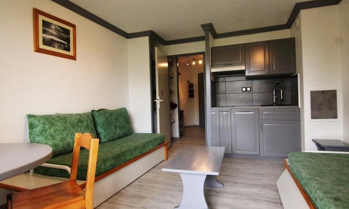 Bergers Apartment | Studio cosy avec balcon, piscine & sauna - 3 pers, pied des pistes, animaux OK - FR-1-405-87