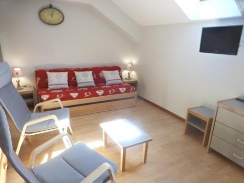 Brides-les-Bains Apartment | Studio cosy avec balcon, Wi-Fi, proche thermes et télécabine à Brides-les-Bains - FR-1-512-51