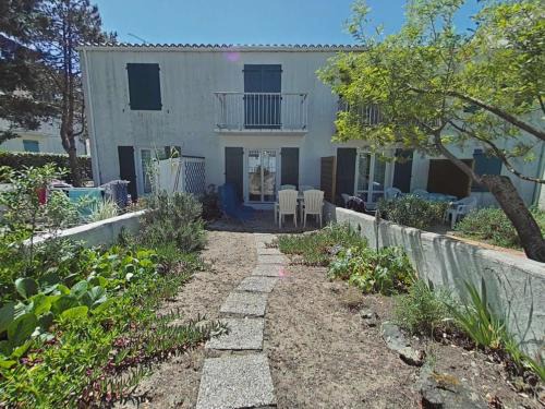 La Gueriniere Apartment | Studio cosy avec jardinet à 300m de la plage - 4 couchages - FR-1-224B-689