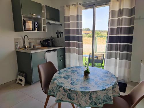 Roubia Apartment | Studio cosy bordé par les vignes