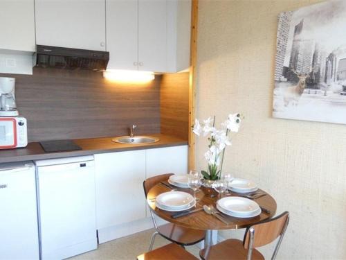 Pla d'Adet Apartment | Studio cosy pour 4 à Saint-Lary-Soulan avec balcon au sud - FR-1-457-139