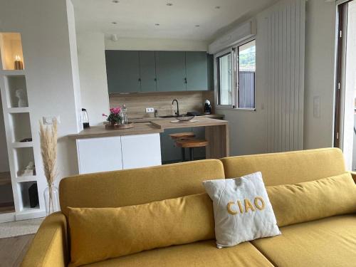 Sallanches Apartment | Studio cosy & rénové, à deux pas de la gare