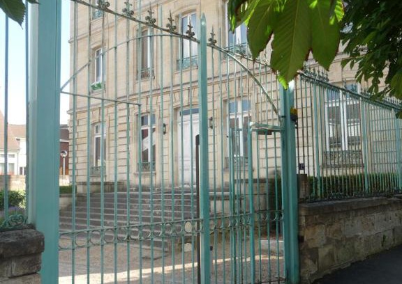 Petit Margny Apartment | Studio dans charmante Bâtisse de Maître Compiégnoise