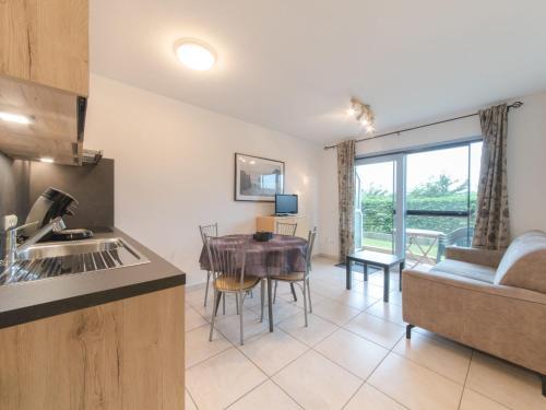Bredene Apartment | Studio Deauville II 010 by Interhome