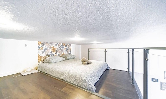 Gorge de Loup Apartment | Studio Dumas-Charmant 2 pers-métro Valmy