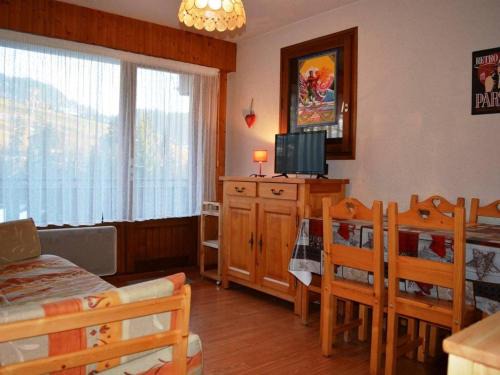 Le Chinaillon Apartment | Studio ensoleillé 4 pers. avec balcon et parking, 200m des pistes, au cœur du Chinaillon - FR-1-241-107