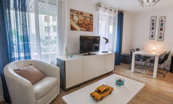 Les Lilas Apartment | Studio Faidherbe - Welkeys