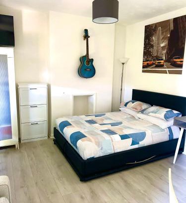 East Walworth Apartment | Studio flat in central London