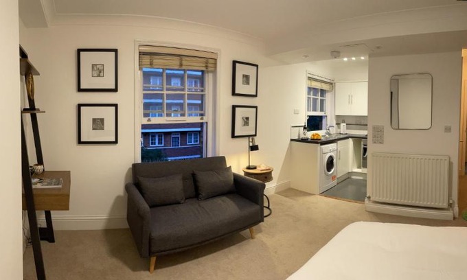 St. Johns Wood Apartment | Studio flat in the heart of St. Johns Wood