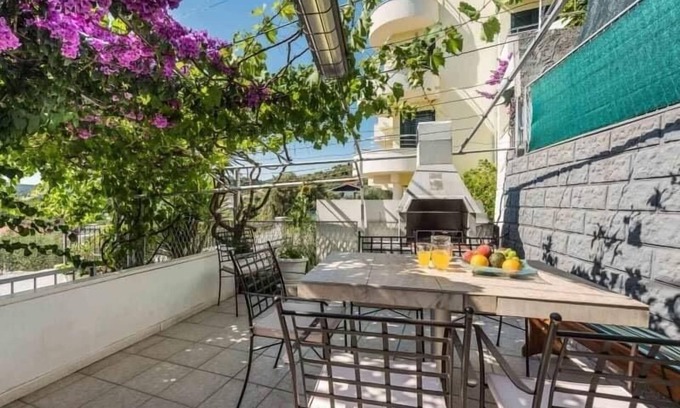 Poljica Apartment | Studio flat with terrace and sea view Poljica, Trogir (AS-21041-a)