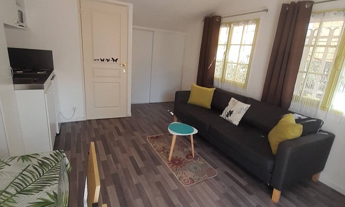 Valescure Apartment | Studio for 2 people in the quiet Valescure district