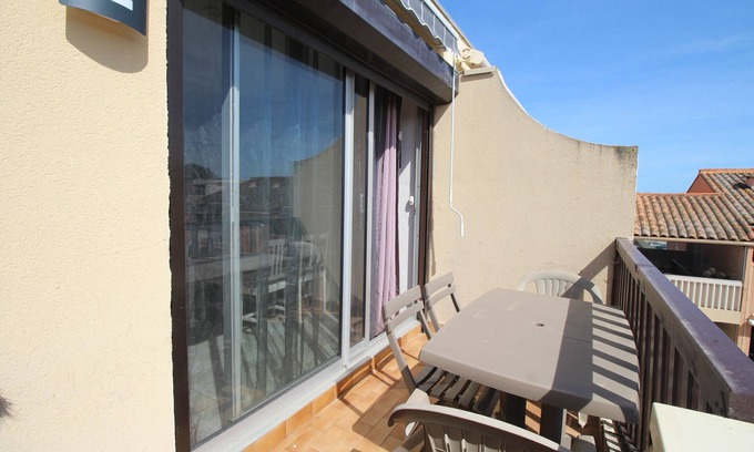 Les Arenes Apartment | Studio for 4 people in a residence with swimming pool + parking