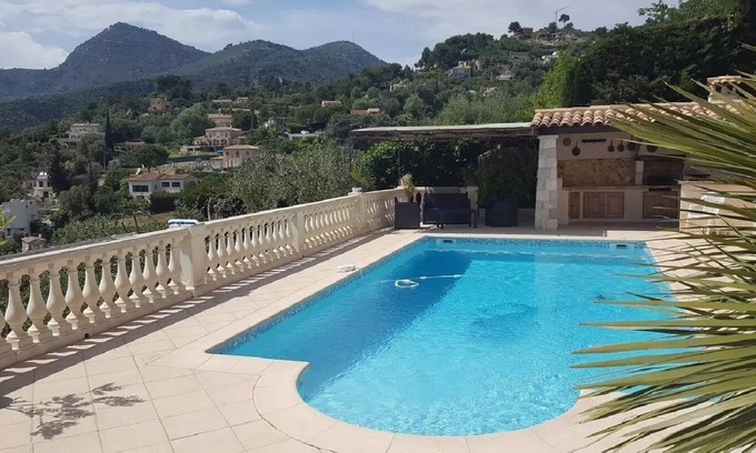 Saint-Andre-de-la-Roche Apartment | Studio "Appartement Les Oliviers" with Private Terrace, Shared Pool & Wi-Fi