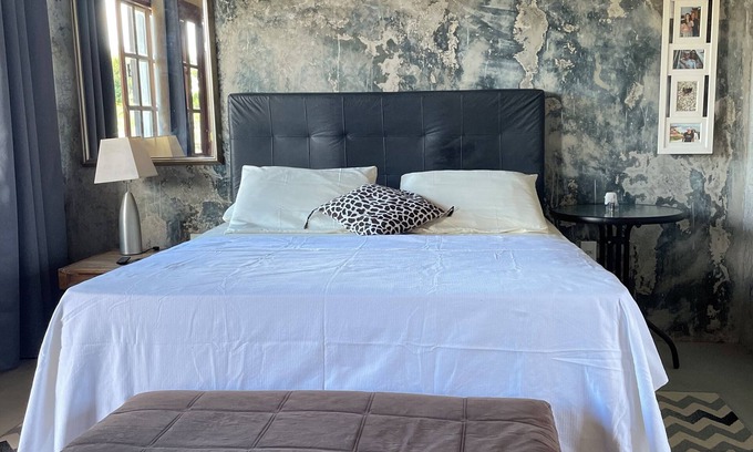 Praia Rasa Apartment | Studio house, suites