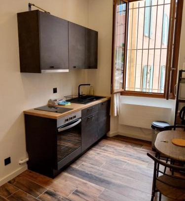 Aubagne Apartment | Studio hypercentre, refait à neuf