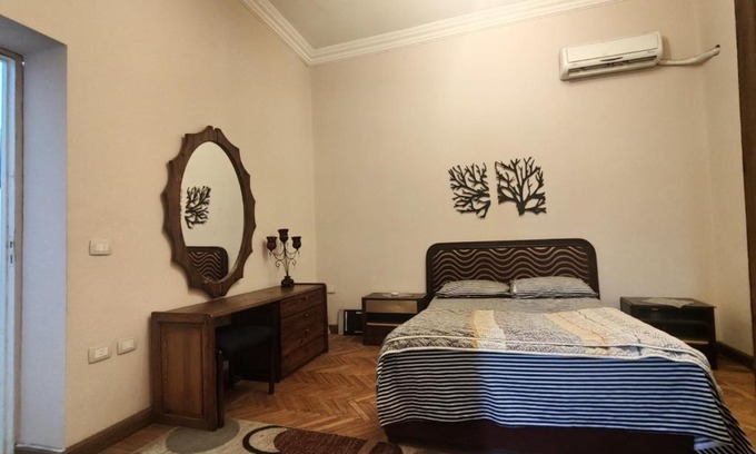 Al-Basatin Apartment | Studio in a classy and quiet location with private entrance