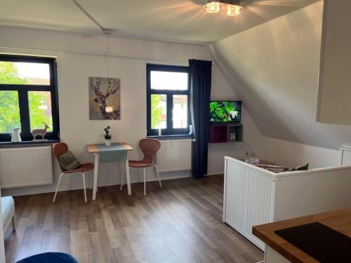 Dargun Apartment | Studio in Dargun mit Pool am Kummerower See, cleaning included