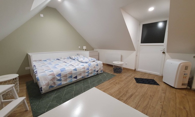 Montlouis-sur-Loire Apartment | Studio in the heart of the vineyards