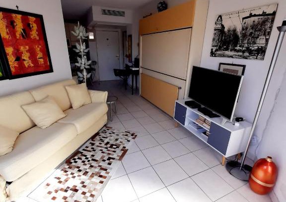 Les Baumettes Apartment | studio joli