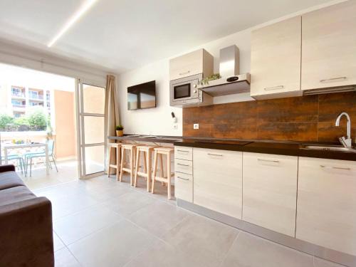 Cap Esterel Apartment | Studio L'Esquinade - J2 206 by Interhome