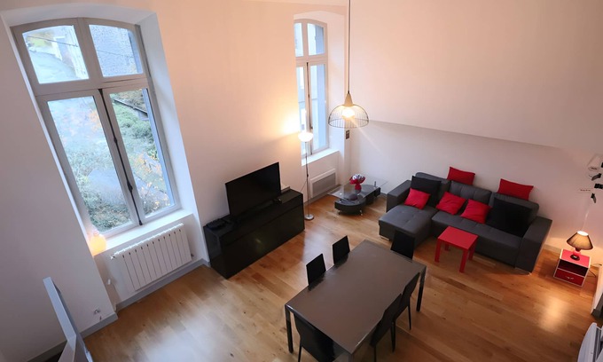 La Bourboule Apartment | Studio "Le Miami - Résidence Guillaume" with Mountain View and Wi-Fi