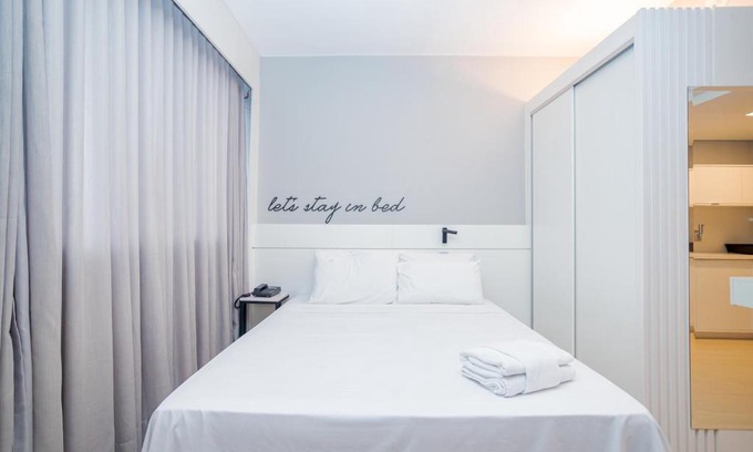Batel Apartment | Studio Let's stay in bed - HSB070