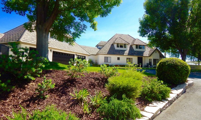 Temecula Apartment | Studio Loft Apartment PERMITTED TEMECULA WINE COUNTRY VACATION HOME
