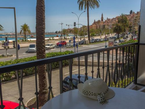 Menton Apartment | Studio moderne avec terrasse proche plages et centre, WiFi gratuit - FR-1-196-216