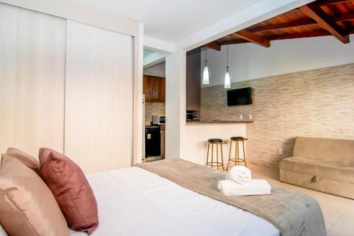 Jurere Internacional Apartment | Studio na quadra do mar em Jurerê PR1362