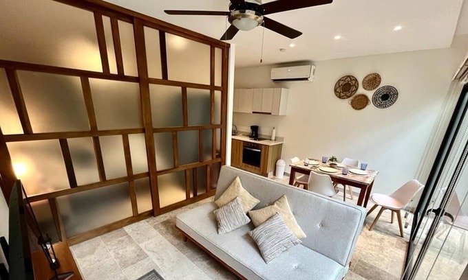 12th Street Condo | Studio next to 5a avenida