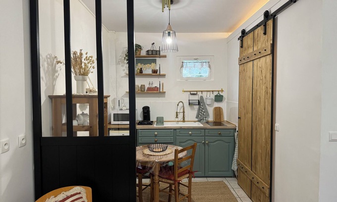 Dives-sur-Mer Apartment | Studio Normand