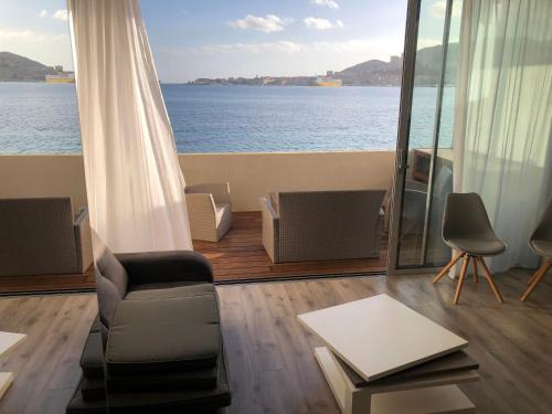 Le Ricanto Apartment | studio pieds dans l’eau