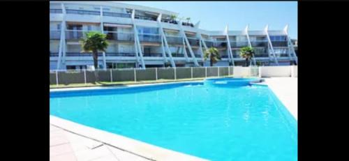 Le Couchant Apartment | Studio piscine plages à pied