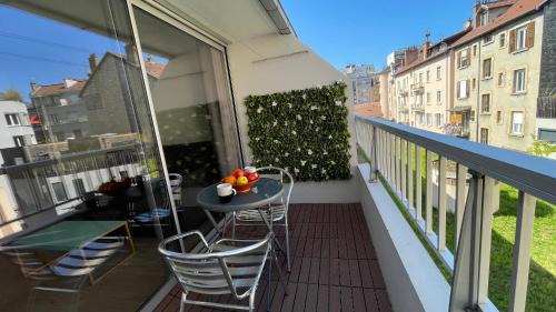 Quartier Hyper-Centre Apartment | Studio plein centre, calme, parking inclus, piscine et gardien