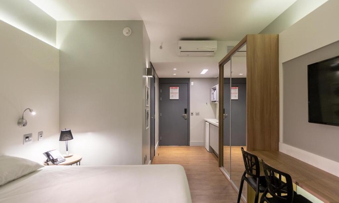 Batel Apartment | Studio Premium Batel - HSB006