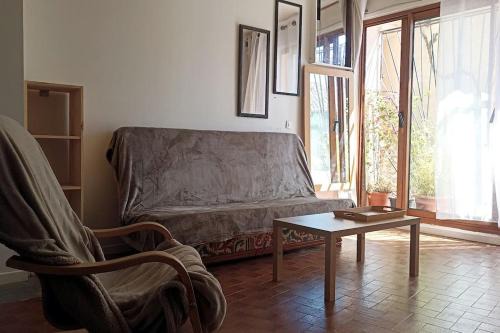 Valensole Apartment | Studio privé - maison de village