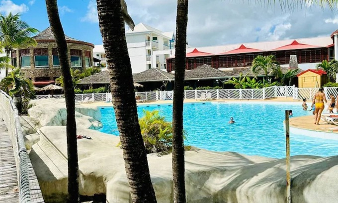 Saint-Francois Apartment | Studio Relax Manganao, Proche de la plage et accès a la piscine