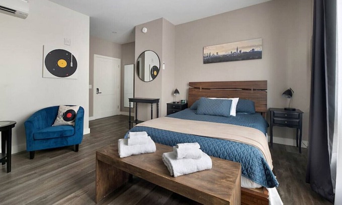 Knightville Apartment | Studio Suite With Free Parking