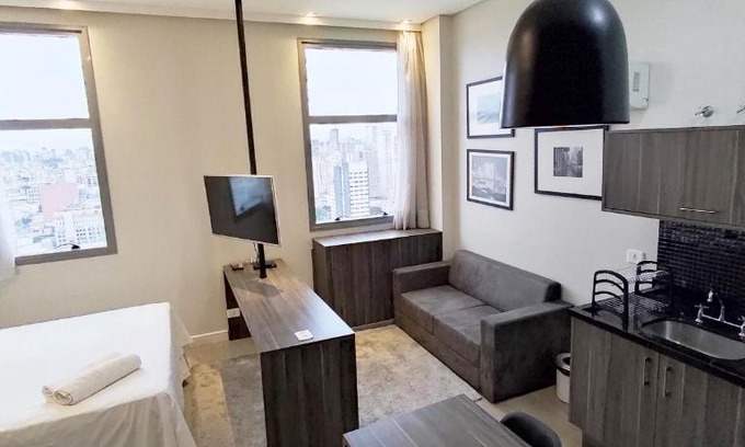 Reboucas Apartment | Studio Top 7th Avenue - 7th034