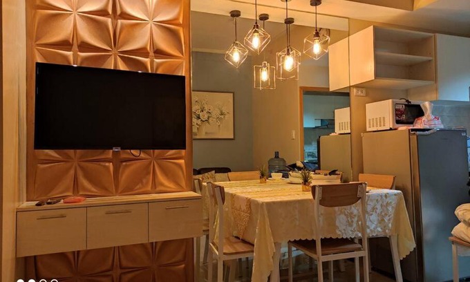 North Reclamation Area Apartment | Studio U Across SM Cebu with kitchen! sunvida 2407