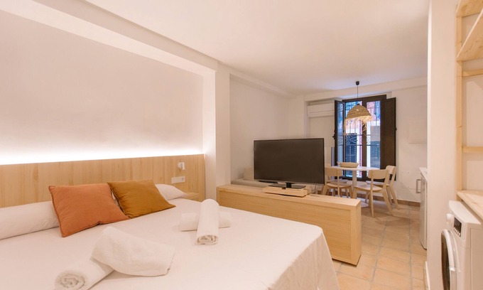 Old Town Apartment | Studio up to 4 persons - Ground floor