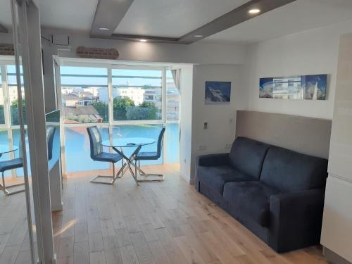 Cros-de-Cagnes Apartment | Studio Villa Emilie